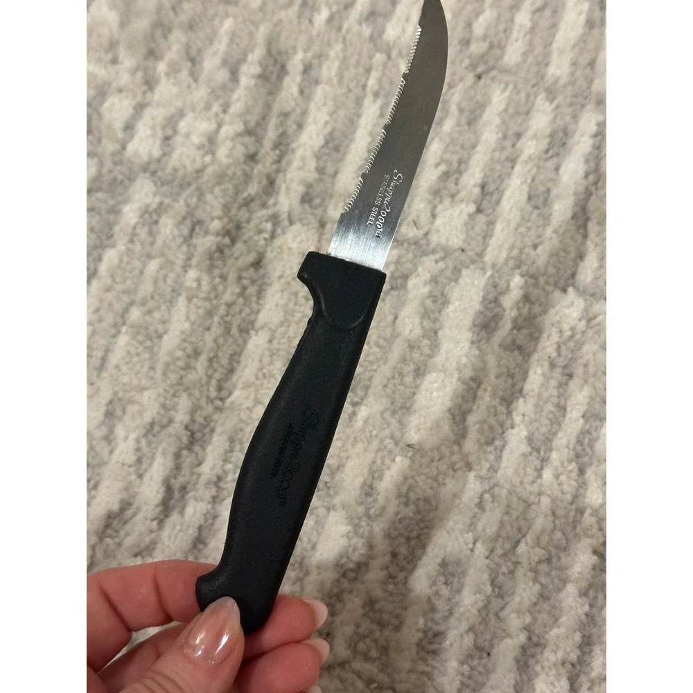 Sharp 2000 Stainless Steel Steak Knives Set of 2‎ Serrated Black Handle Japan